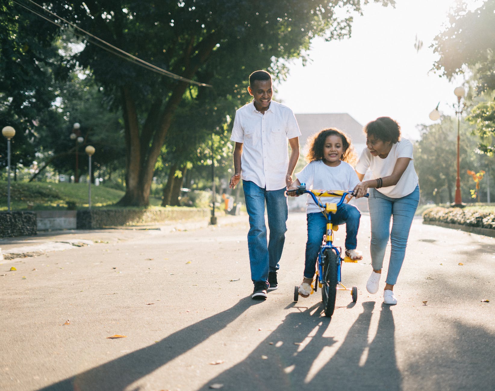 Empowering Parental Control in 2024: Top Apps and Devices to Communicate With and Track Your Children