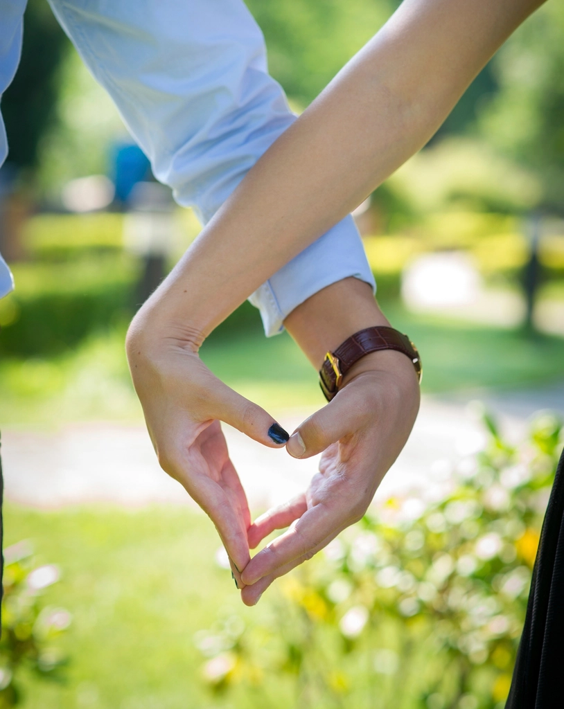 Can Two Humans Have a Plutonic Relationship? An In-depth Look